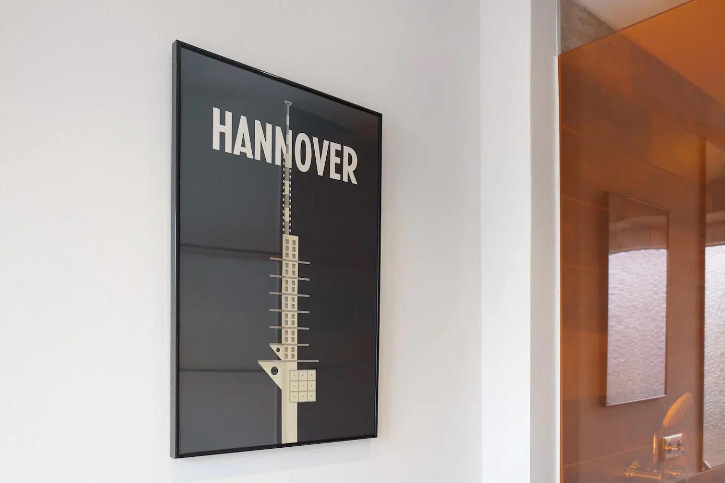 M&M Living In Hannover City Exterior photo